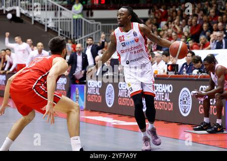 Trieste, Italie. 03 Nov, 2024. Jaron Johnson d'Openjobmetis Varese en action pendant le match Pallacanestro Trieste - Openjobmetis Varese match de la saison régulière Lega basket Serie A 2024/2025 - Round 6 à Trieste (Italie), 3 novembre 2024 (photo Gilardi/Ciamillo/LaPresse) crédit : LaPresse/Alamy Live News Banque D'Images