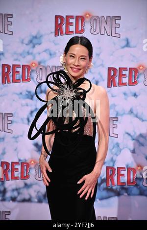 Lucy Liu BEI der Red One - Alarmstufe Weihnachten film Premiere AM 3.11.2024 à Berlin Red One Filmpremiere à Berlin *** Lucy Liu à Red One Christmas Movie Premiere le 3 11 2024 à Berlin Red One Movie Premiere à Berlin Banque D'Images