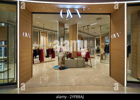 BANGKOK, THAÏLANDE - 24 JANVIER 2020 : entrée au magasin OVV à Bangkok. Banque D'Images