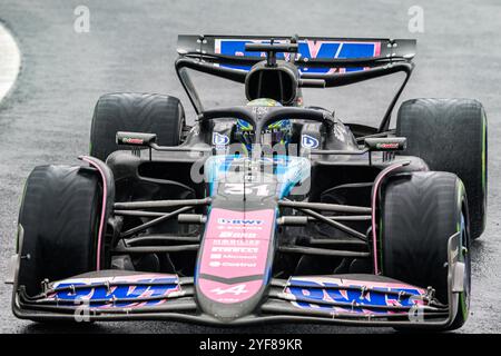 Sao Paulo, Brésil. 03 Nov, 2024. SAO PAULO, BRÉSIL - 03 NOVEMBRE : le Français Esteban Ocon pilotant l'Alpine F1 A524 Renault (31) en piste lors du Grand Prix du Brésil FIA ​​Formula 1 à Autódromo José Carlos Pace le 03 novembre 2024 à Interlagos, Sao Paulo, Brésil. (Rodolfo Buhrer /SPP) crédit : photo de presse sportive SPP. /Alamy Live News Banque D'Images