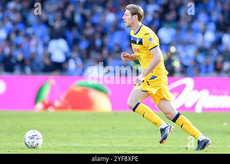 Naples, Italie. 03 Nov, 2024. Marco Brescianini d'Atalanta vu en action lors du match de Serie A entre Napoli vs Atalanta au stade de Maradona. Score final Napoli 0 : 3 Atalanta Credit : SOPA images Limited/Alamy Live News Banque D'Images