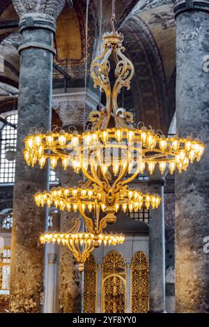 Intérieur de la basilique Sainte-Sophie à Istanbul, Turquie Banque D'Images