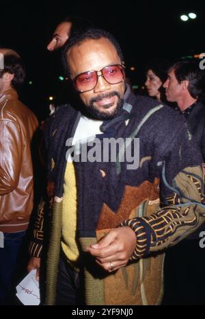 **FICHIER PHOTO** Quincy Jones est décédé. Quincy Jones 1984 crédit : Ralph Dominguez/MediaPunch crédit : MediaPunch Inc/Alamy Live News Banque D'Images