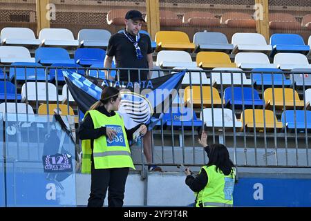 3 novembre 2024, Diego Armando Maradona Stadium, Naples, Italie ; Serie A EniLive Football ; Napoli contre Atalanta ; supporters d'Atalanta Banque D'Images