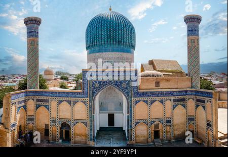 Samarcande, Ouzbékistan vue aérienne de Gur-e-Amir - un mausolée du conquérant asiatique Timur (également connu sous le nom de Tamerlan). Destination de voyage célèbre en U Banque D'Images