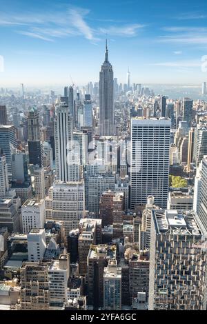 Vue aérienne du centre-ville de New York dans l'après-midi Banque D'Images