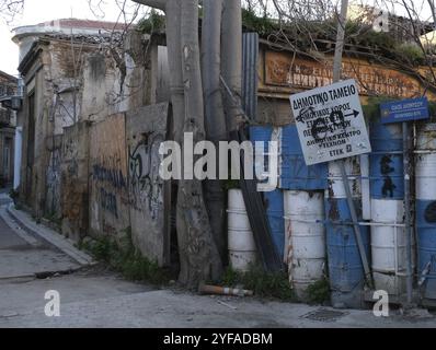 Nicosie, Chypre, 01 février 2020: Partie de la ligne verte ou de la zone tampon dans la vieille ville de Lefkosia Nicosie, la dernière capitale divisée dans le monde Banque D'Images