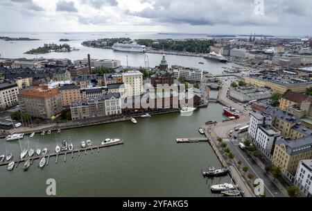 Vue aérienne de Helsinki capitale finlandaise du paysage urbain. Kruununhaka et le port d'Helsinki Banque D'Images