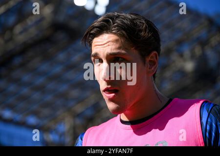 Nicolo Zaniolo d'Atalanta BC regarde pendant la série A match de football entre la SSC Napoli et Atalanta BC au stade Diego Armando Maradona à Naples (Italie), le 3 novembre 2024. Banque D'Images