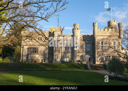 Façade du château Whitstable et jardins dans le Kent Royaume-Uni. Sites britanniques Banque D'Images