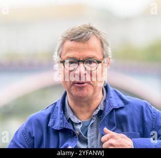 Hugh Fearnley-Whittingstall - célèbre chef - à la Marche pour l'eau propre, Londres, 3 novembre 2024 Banque D'Images