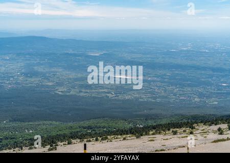 Impression autour du Mont Ventoux, une montagne dans la région provençale du sud de la France Banque D'Images