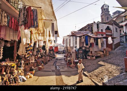 Boutiques de souvenirs à Isla Janitzio, lac Patzcuaro, état de Michoacan, Mexique Banque D'Images