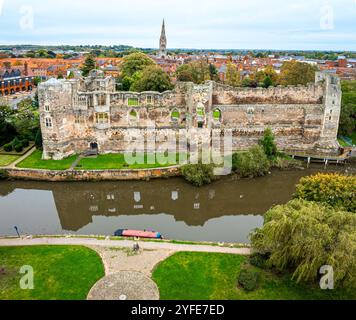 Vue aérienne de Newark-on-Trent, ville marchande et paroisse civile dans le district de Newark et Sherwood dans le Nottinghamshire, Angleterre, Royaume-Uni Banque D'Images