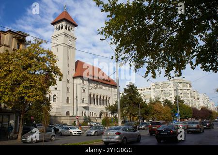 Bucarest, Roumanie. 4 novembre 2024 : le bâtiment de l'Hôtel de ville du secteur 1 à Bucarest, construit entre 1928 et 1936, selon les plans des architectes Nicu Georgescu et George Cristinel crédit : Lucian Alecu / Alamy Live New Banque D'Images