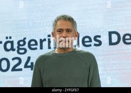 FRANCFORT-SUR-le-MAIN, Allemagne - 16 octobre 2024 : André Kubiczek (*1969, auteur allemand) à la 76e Foire du livre de Francfort / Buchmesse Francfort Banque D'Images