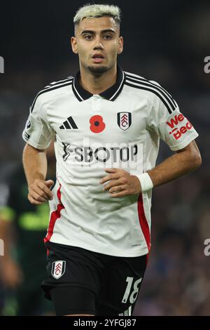 LONDRES, Royaume-Uni - 4 novembre 2024 : Andreas Pereira du Fulham FC lors du match de premier League entre Fulham FC et Brentford FC au Craven Cottage (crédit : Craig Mercer/ Alamy Live News) Banque D'Images