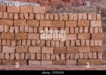 Adobe brock séchage dans la vieille ville d'Al Ula, Arabie Saoudite Banque D'Images