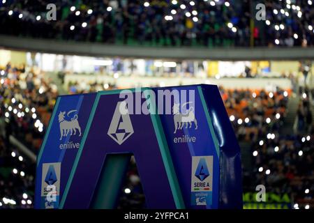 Milan, Italie. 03 Nov, 2024. San Siro s'allume pendant le match de football Serie A entre l'Inter et Venezia au stade San Siro de Milan, Italie du Nord - dimanche 3 novembre 2024. Sport - Soccer . (Photo de Spada/Lapresse) crédit : LaPresse/Alamy Live News Banque D'Images