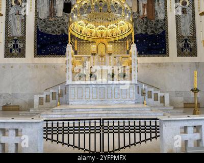 Le chœur. Église AM Steinhof (église Leopld) conçue par Otto Wagner. Art nouveau. Vienne. Autriche. Banque D'Images