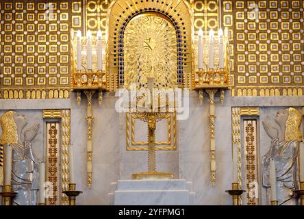 Le chœur. Église AM Steinhof (église Leopld) conçue par Otto Wagner. Art nouveau. Vienne. Autriche. Banque D'Images