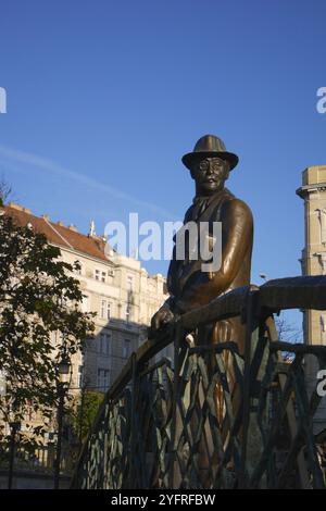 Statue de Nagy Imre, premier ministre pro-réforme de Hongrie en 1956, par le sculpteur Varga Tamas, Jaszai mari ter, Budapest, Hongrie Banque D'Images