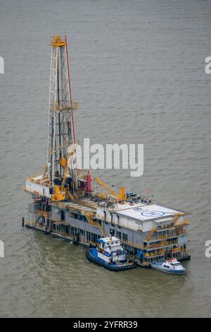 Une nappe de pétrole provenant de l'explosion de Deepwater menace les zones humides entourant le golfe du Mexique. Banque D'Images