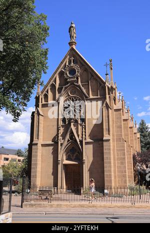 Loretto Chapel construit en 1873, dans l'historique Santa Fe, très visité pour son «escalier miraculeux», que St Joseph construit, selon la légende, USA Banque D'Images