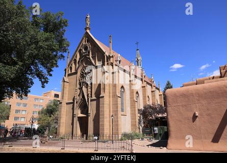 Loretto Chapel construit en 1873, dans l'historique Santa Fe, très visité pour son «escalier miraculeux», que St Joseph construit, selon la légende, USA Banque D'Images