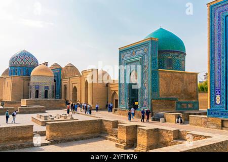 Vue de la nécropole de Shah-i-Zinda depuis le sud. Samarcande, Ouzbékistan. Mausolée de Kussam, le cousin du prophète Mahomet, qui avait apporté l'EI Banque D'Images