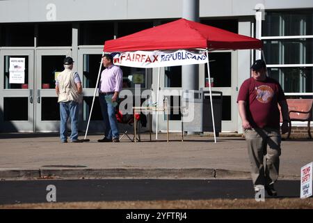 Alexandria, Virginie, États-Unis. 5 novembre 2024. Vue du jour de l'élection 2024 à la Hayfield Secondary School à Alexandria, Virginie, le 5 novembre 2024. Crédit : Mpi34/Media Punch/Alamy Live News Banque D'Images