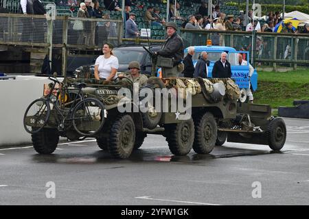 Dodge WC63, 3336732, jour J 80th Anniversary Parade, une grande collection de véhicules militaires alliés qui ont participé au débarquement de Normandie que Wer Banque D'Images