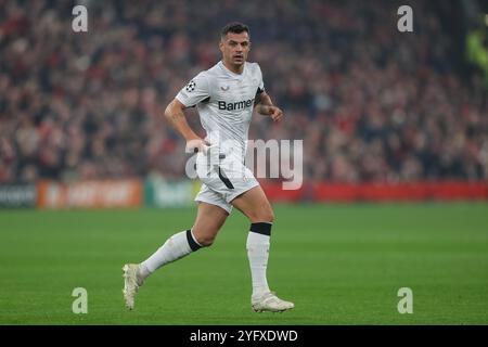 Granit Xhaka de Bayer Leverkusen lors de l'UEFA Champions League, League Stage match Liverpool vs Bayer 04 Leverkusen à Anfield, Liverpool, Royaume-Uni, 5 novembre 2024 (photo de Gareth Evans/News images) Banque D'Images