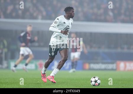 Bologne, Italie. 05 novembre 2024. Wilfried Singo de L'AS Monaco lors du match de l'UEFA Champions League 2024/25 phase MD4 entre le Bologne FC et L'AS Monaco au Stadio Renato Dall'Ara le 05 novembre 2024 à Bologne, Italie. Crédit : Giuseppe Maffia/Alamy Live News Banque D'Images