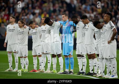 Madrid, Madrid, Espagne. 5 novembre 2024. Joueurs du Real madrid lors du match de football de la Ligue des Champions de l'UEFA entre le Real Madrid CF et l'AC Milan au stade Santiago Bernabeu de Madrid, Espagne, 5 novembre 2024 (crédit image : © Ruben Albarran/ZUMA Press Wire) USAGE ÉDITORIAL UNIQUEMENT! Non destiné à UN USAGE commercial ! Banque D'Images