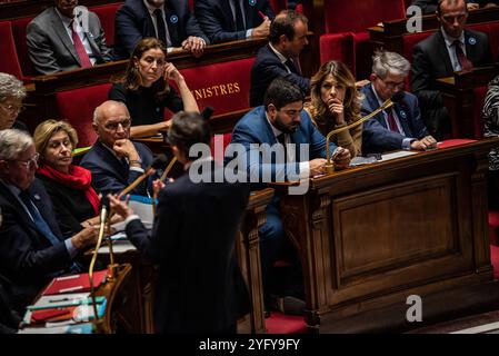 FRANCE-POLITIQUE-GOUVERNEMENT-PARLEMENT Maud Bregeon, ministre auprès du premier ministre, porte-parole du gouvernement, au Parlement français. À Paris, le 5 novembre 2024. PARIS ILE-DE-FRANCE FRANCE COPYRIGHT : XANDREAXSAVORANIXNERIX FRANCE-POLITICS-GOVERNMENT-PARLI ASAVORANINERI-20 Banque D'Images