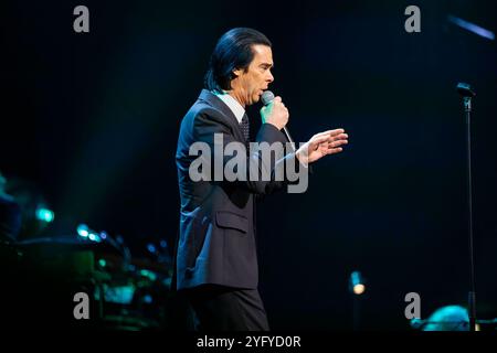 Manchester, Angleterre, 5 novembre 2024. Nick Cave se produit à l'AO Arena de Manchester lors de sa tournée Wild God Tour. Crédit : Izzy Clayton/Alamy Live News Banque D'Images