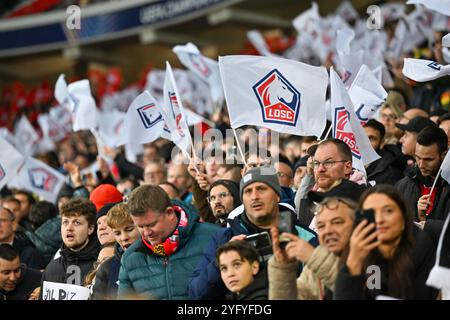 Lille, France. 05 novembre 2024. Fans et supporters de Lille photographiés lors d'un match de football entre le Lille Olympique Sporting Club français et la Juventus italienne lors de la phase 4 de la Ligue des Champions de l'UEFA, jour 4 de la saison 2024-25, le mardi 5 novembre 2024 à Lille, France . Crédit : Sportpix/Alamy Live News Banque D'Images