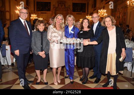 Florian Herrmann, Leiter der Staatskanzlei und Staatsminister fuer Bundesangelegenheiten und Medien Charlotte Knobloch Praesidentin Karin Baumueller-Soeder, Ministerpraesident Dr Markus Soeder Gattin Susanne Ahrens Organisatorin Andrea Hellmann Praesidentin Deutsch Amerikanischer Frauenclub Muenchen James Dr Miller 05.11.2024 Banque D'Images