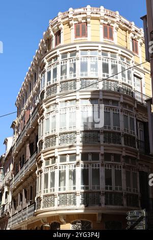 Façade historique dans la ville espagnole Malaga, Andalousie, Espagne Banque D'Images