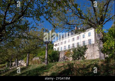 Le manoir du domaine de Charance, siège du conservatoire botanique et quartier général du parc national des Écrins Banque D'Images