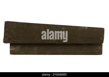 Mines terrestres primitives des séries PMD-6, PMD-7 et PMD-57 de l'Union soviétique. Isolé sur fond blanc. Banque D'Images