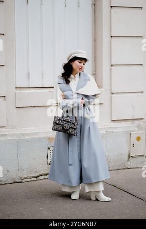 Paris, France. 24 septembre 2024. Street style, arrivée au salon Dior Spring Summer 2025, qui s’est tenu au Musée Rodin, Paris, France, le 24 septembre 2024. Photo de Marie-Paola Bertrand-Hillion/ABACAPRESS. COM Credit : Abaca Press/Alamy Live News Banque D'Images