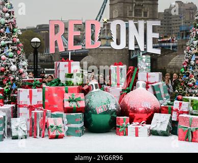 LONDRES, ROYAUME-UNI. 6 novembre 2024. L'appel photo de Londres pour 'Red One' au Potters Field à Londres, Angleterre. (Photo de 李世惠/Voir Li/Picture Capital) crédit : Voir Li/Picture Capital/Alamy Live News Banque D'Images