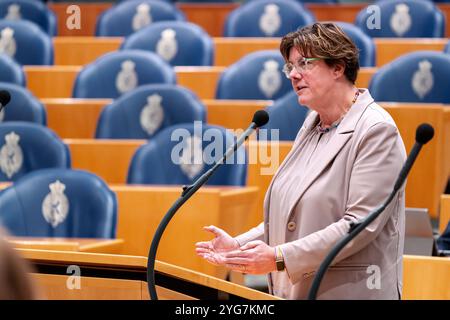 Den Haag, pays-Bas. 20 mars 2024. DEN HAAG, PAYS-BAS - 20 MARS : Jacqueline van den Hil (VVD) lors du débat plénier à la Tweede Kamer le 20 mars 2024 à Den Haag, pays-Bas (photo de John Beckmann/Orange Pictures) crédit : Orange pics BV/Alamy Live News Banque D'Images