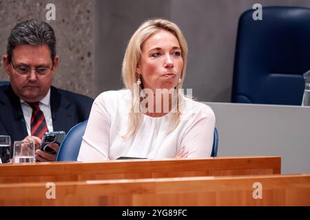 2024-07-03 Dutch Tweede Kamer débat en plénière DEN HAAG, PAYS-BAS - 3 JUILLET: Staatssecretaris Ingrid Coenradie lors du débat plénier à la Tweede Kamer le 3 juillet 2024 à Den Haag, pays-Bas Den Haag Tweede Kamer pays-Bas contenu non disponible pour redistribution aux pays-Bas directement ou indirectement par des tiers. Droit d'auteur : xJohnxBeckmannx Banque D'Images