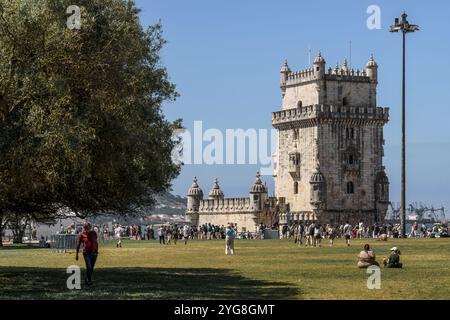 Vue extérieure de la façade de la Tour de Belém, XVIe siècle, style manuélin, ancienne construction militaire, ville de Lisbonne, capitale du Portugal. Banque D'Images