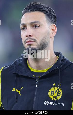 Allemagne. 05 novembre 2024. Ligue des champions de Fussball 4. Spieltag Borussia Dortmund - Sturm Graz AM 05.11.2024 im signal Iduna Park in Dortmund Ramy Bensebaini ( Dortmund ) Foto : Revierfoto crédit : ddp Media GmbH/Alamy Live News Banque D'Images