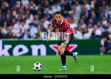 Madrid, Espagne. 06 novembre 2024. Noah Okafor de l'AC Milan lors du match de l'UEFA Champions League entre le Real Madrid et l'AC Milan a joué au stade Santiago Bernabeu le 5 novembre 2024 à Madrid, en Espagne. (Photo de Cesar Cebolla/PRESSINPHOTO) crédit : AGENCE SPORTIVE PRESSINPHOTO/Alamy Live News Banque D'Images