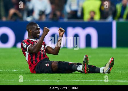 Madrid, Espagne. 06 novembre 2024. Fikayo Tomori de l'AC Milan lors du match de l'UEFA Champions League entre le Real Madrid et l'AC Milan a joué au stade Santiago Bernabeu le 5 novembre 2024 à Madrid, en Espagne. (Photo de Cesar Cebolla/PRESSINPHOTO) crédit : AGENCE SPORTIVE PRESSINPHOTO/Alamy Live News Banque D'Images